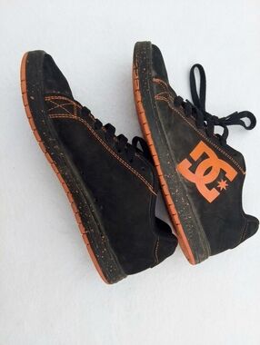 DC Shoes Youth Gaveler Black Orange Speckle Skate Sneakers Size 6Y